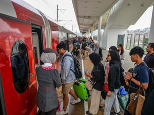 Jumlah Penumpang Kereta Cepat Meningkat Saat Liburan, Begini Potretnya