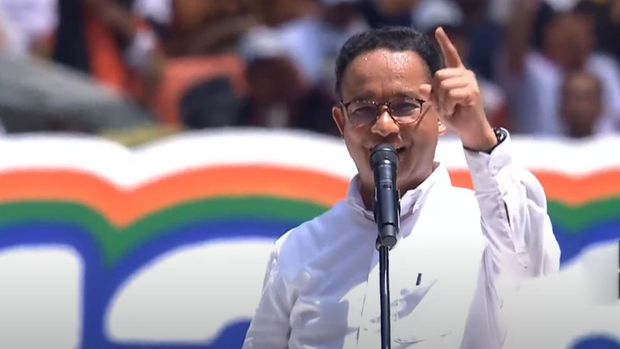 Capres-cawapres nomor urut 1 Anies Baswedan saat kampanye akbar di Jakarta International Stadium (JIS), Jakarta, Sabtu (10/2/2024).
