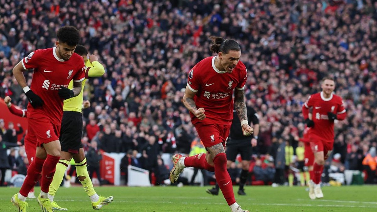 Liverpool kalahkan Burnley 3-1 dan puncaki Liga Inggris lagi (REUTERS/PHIL NOBLE)
