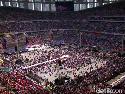 Jusuf Kalla Jalan Kaki 1,5 Jam Demi Hadiri Kampanye Akbar AMIN