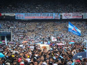 Kampanye Akbar Prabowo-Gibran di GBK Penuh, Ada Pendukung yang Pingsan
