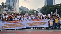 Ratusan Pelajar Deklarasi Tolak Pendidikan Politik Negatif di Pemilu 2024