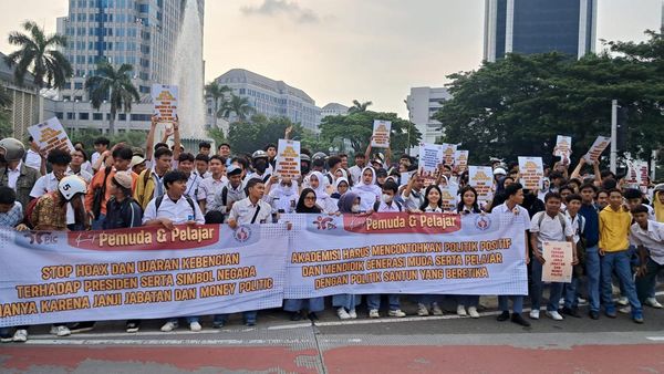 Ratusan Pelajar Deklarasi Tolak Pendidikan Politik Negatif di Pemilu 2024
