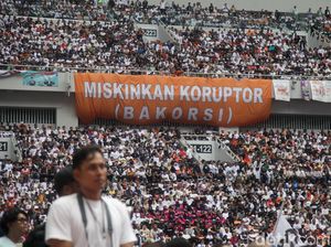 Tumpah Ruah Pendukung AMIN Padati JIS