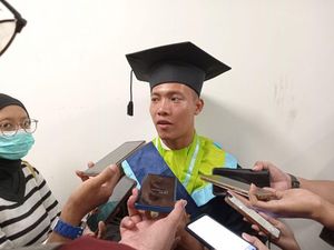 Cerita Turi, Wisudawan Terbaik Unesa yang Langsung Disodori Beasiswa S3 Cerita Turi, Wisudawan Terbaik Unesa yang Langsung Disodori Beasiswa S3