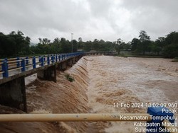 Debit Air Bendung Lekopancing Maros Naik hingga 100 Cm, Status Waspada!
