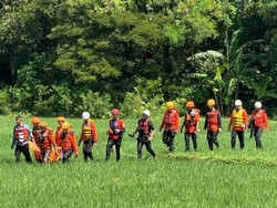 Bocah 8 Tahun Jatuh ke Sungai di Tasikmadu Ditemukan Meninggal