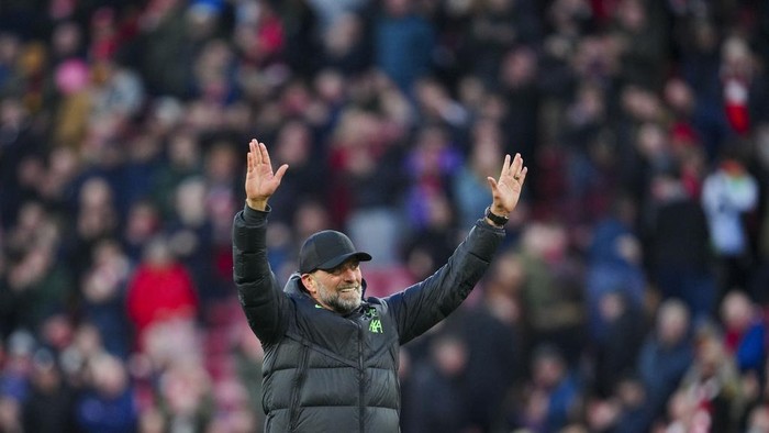 Liverpools manager Jurgen Klopp celebrates at the end of the English Premier League soccer match between Liverpool and Burnley, at Anfield stadium in Liverpool, England, Saturday, Feb. 10, 2024. (AP Photo/Jon Super)