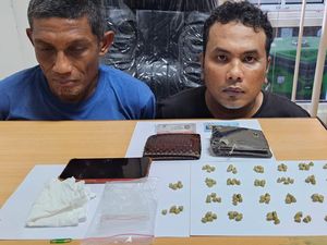 Baru Turun dari Perahu, 2 Pengedar Ekstasi di Jambi Diciduk BNN