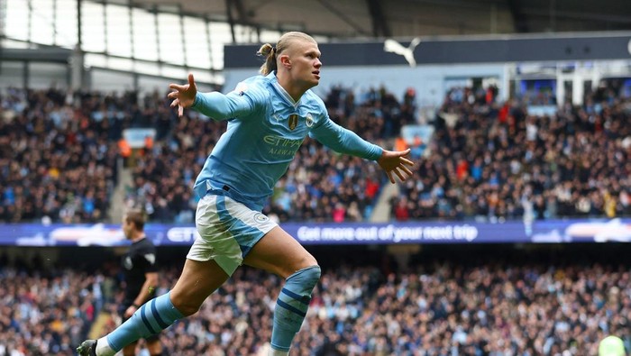 Erling Haaland Soccer Football - Premier League - Manchester City v Everton - Etihad Stadium, Manchester, Britain - February 10, 2024 Manchester City's Erling Braut Haaland celebrates scoring their first goal REUTERS/Carl Recine NO USE WITH UNAUTHORIZED AUDIO, VIDEO, DATA, FIXTURE LISTS, CLUB/LEAGUE LOGOS OR 'LIVE' SERVICES. ONLINE IN-MATCH USE LIMITED TO 45 IMAGES, NO VIDEO EMULATION. NO USE IN BETTING, GAMES OR SINGLE CLUB/LEAGUE/PLAYER PUBLICATIONS.