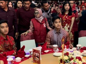 Gibran Ditemani Kaesang-Didit Prabowo Hadiri Perayaan Imlek di Glodok