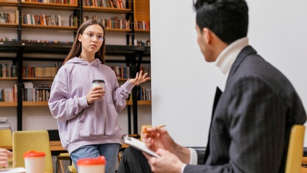 Ilustrasi/Foto: Freepik.com Trik agar terlihat lebih persuasif