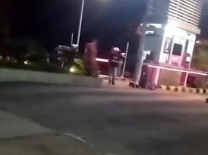 Turun Tangan PD Parkir Makassar Usut Jukir Palak Rp 10 Ribu di Depan Claro