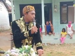 Viral Pengantin Pria di Sumenep Keliling Kampung Ajak Warga Tak Golput