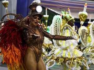 Warna-warni Kemeriahan Parade Karnaval di Brazil Warna-warni Kemeriahan Parade Karnaval di Brazil