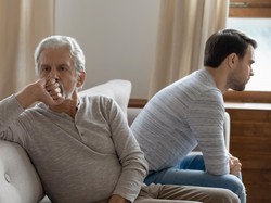 Durhaka Anak ke Orang Tua, Perbuatan yang Dibenci Allah SWT