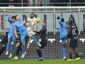 AC Milan Akhirnya Patahkan Kutukan San Siro Lawan Napoli AC Milan Akhirnya Patahkan Kutukan San Siro Lawan Napoli