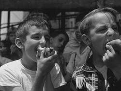 Kisah Menarik di Balik Terciptanya 5 Makanan Populer, Burger hingga Hotdog