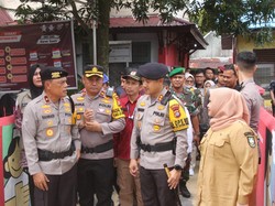 Wakapolda Riau-Kapolres Bengkalis Cek TPS di Mandau