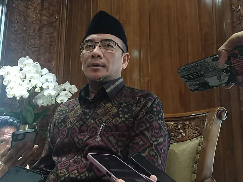 Sering Disorot pada Pemilu 2024, Begini Pendidikan Ketua KPU Hasyim Asyari