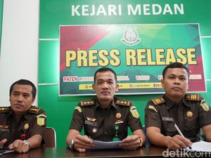 Dirut PUD Pasar Medan Dipanggil Kejari Dugaan Penyalahgunaan Wewenang Dirut PUD Pasar Medan Dipanggil Kejari Dugaan Penyalahgunaan Wewenang