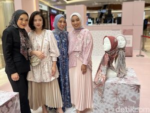 Buttonscarves dan Kami. Rilis Koleksi Kolaborasi Tema Pemberdayaan Wanita Buttonscarves dan Kami. Rilis Koleksi Kolaborasi Tema Pemberdayaan Wanita