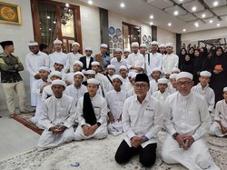 Masa Tenang, Zulhas Ngaji Bareng Doakan Pemilu 2024 Berlangsung Damai