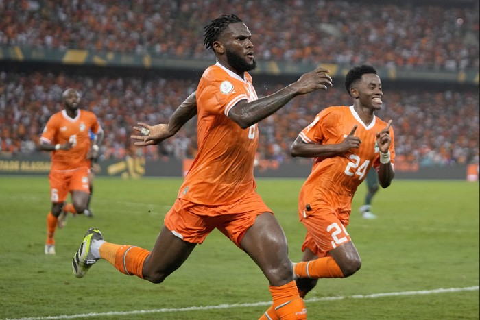Ivory Coast s Franck Kessie celebrates after scoring his sides first goal during the African Cup of Nations final soccer match between Ivory Nigeria and Coast, at the Olympic Stadium of Ebimpe in Abidjan, Ivory Coast, Sunday, Feb. 11, 2024. (AP Photo/Themba Hadebe)