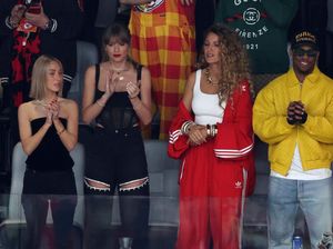 Nonton Travis Kelce di Super Bowl 2024, Taylor Swift Pakai Outfit Rp 781 Juta