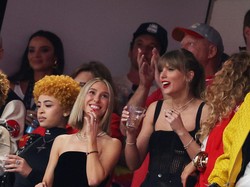 Saat Taylor Swift Nonton Travis Kelce Tanding Super Bowl 2024