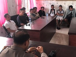 Polisi Mediasi Pemuda-Warga Banjar di Badung yang Berseteru Saat Bongkar APK