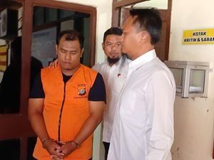 Korban Pencabulan Oknum Guru Ponpes di Mamuju Bertambah Jadi 8 Santriwati Korban Pencabulan Oknum Guru Ponpes di Mamuju Bertambah Jadi 8 Santriwati