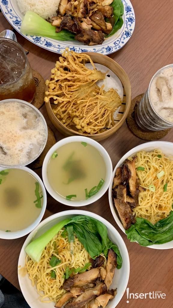 Makanan khas sajian Asia Tenggara di Tiga Rumpun.