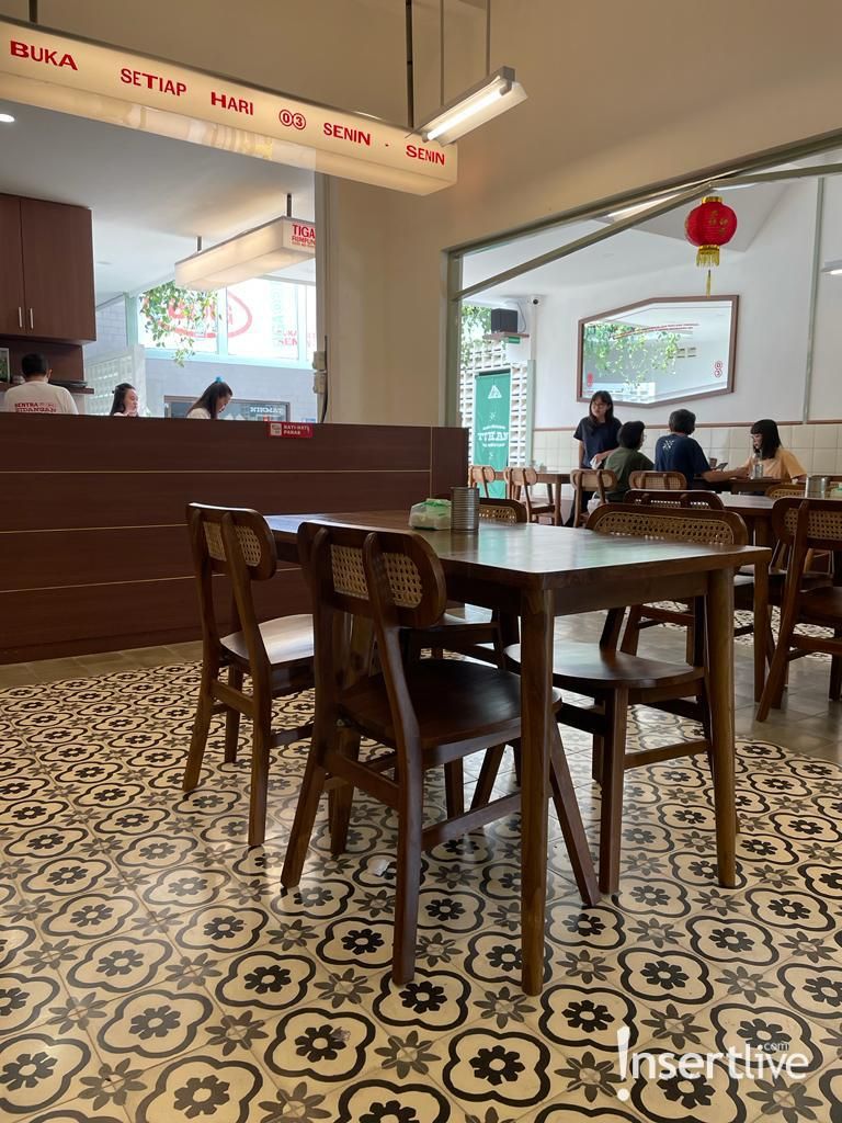 Makanan khas sajian Asia Tenggara di Tiga Rumpun.