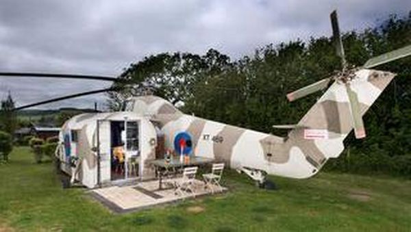 Helikopter Bekas Perang Diubah Jadi Penginapan, Muat 6 Orang!
