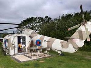 Helikopter Bekas Perang Diubah Jadi Penginapan, Muat 6 Orang!