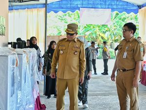 Sehari Jelang Pencoblosan, Bupati Kebumen Pantau Kesiapan TPS