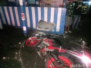 2 Pemuda Mabuk Tewas Setelah Tabrak Pos Polisi di Kupang 2 Pemuda Mabuk Tewas Setelah Tabrak Pos Polisi di Kupang