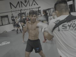 Setelah Jeka Saragih di UFC, Bakal Ada Eperaim Ginting di Cage Warriors