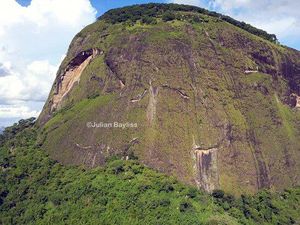 Foto Dunia yang Hilang dan Tak Terlihat di Mozambik Foto Dunia yang Hilang dan Tak Terlihat di Mozambik