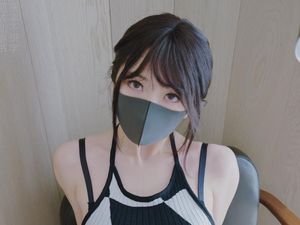 Selebgram Cantik Selalu Pakai Masker, Tampilan Wajah Aslinya Kejutkan Netizen