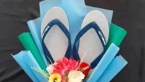 8 Potret Kado Valentine Nyeleneh yang Bikin Bengek, Dijamin Anti Mainstream