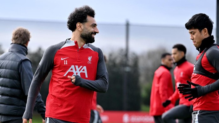 KIRKBY, ENGLAND - FEBRUARY 13: (THE SUN OUT, THE SUN ON SUNDAY OUT) Mohamed Salah of Liverpool during a training session at AXA Training Centre on February 13, 2024 in Kirkby, England. (Photo by Andrew Powell/Liverpool FC via Getty Images)
