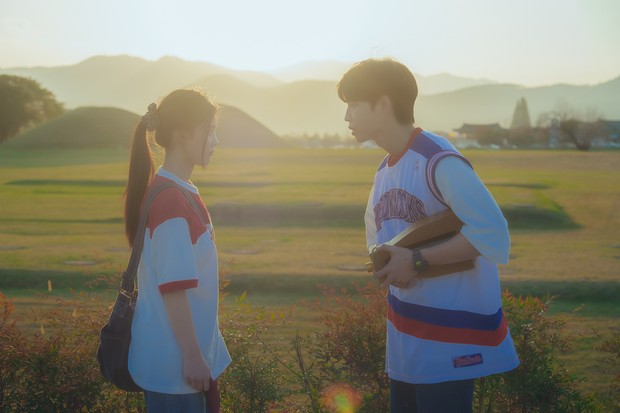 Rekomendasi film Netflix romantis Korea terbaik, 20th Century Girl (2022)/ Foto: Netflix