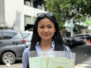 Nirina Zubir Kena Imbas Ulah Mafia Tanah: Kami Orang-orang yang Dizalimi Nirina Zubir Kena Imbas Ulah Mafia Tanah: Kami Orang-orang yang Dizalimi