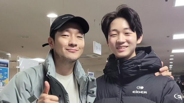 Son Suk Ku dan Kang Jee Seok