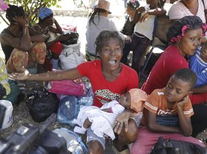 Warga Haiti Kabur dari Rumah Takut Serangan Geng Bersenjata Warga Haiti Kabur dari Rumah Takut Serangan Geng Bersenjata