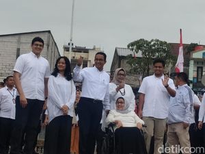 Iringan Doa Ibu untuk Anies Baswedan Jelang Nyoblos Pemilu 2024 Iringan Doa Ibu untuk Anies Baswedan Jelang Nyoblos Pemilu 2024
