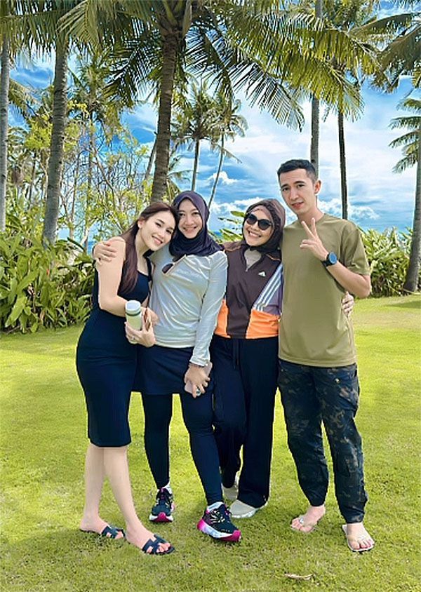 Ayu Ting Ting dan Muhammad Fardhana