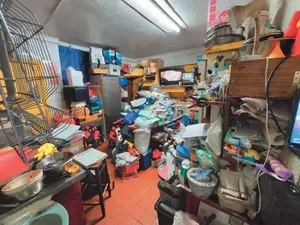 Gegara Dapurnya Berantakan, Restoran Ini Disoroti Tajam Oleh Netizen Gegara Dapurnya Berantakan, Restoran Ini Disoroti Tajam Oleh Netizen